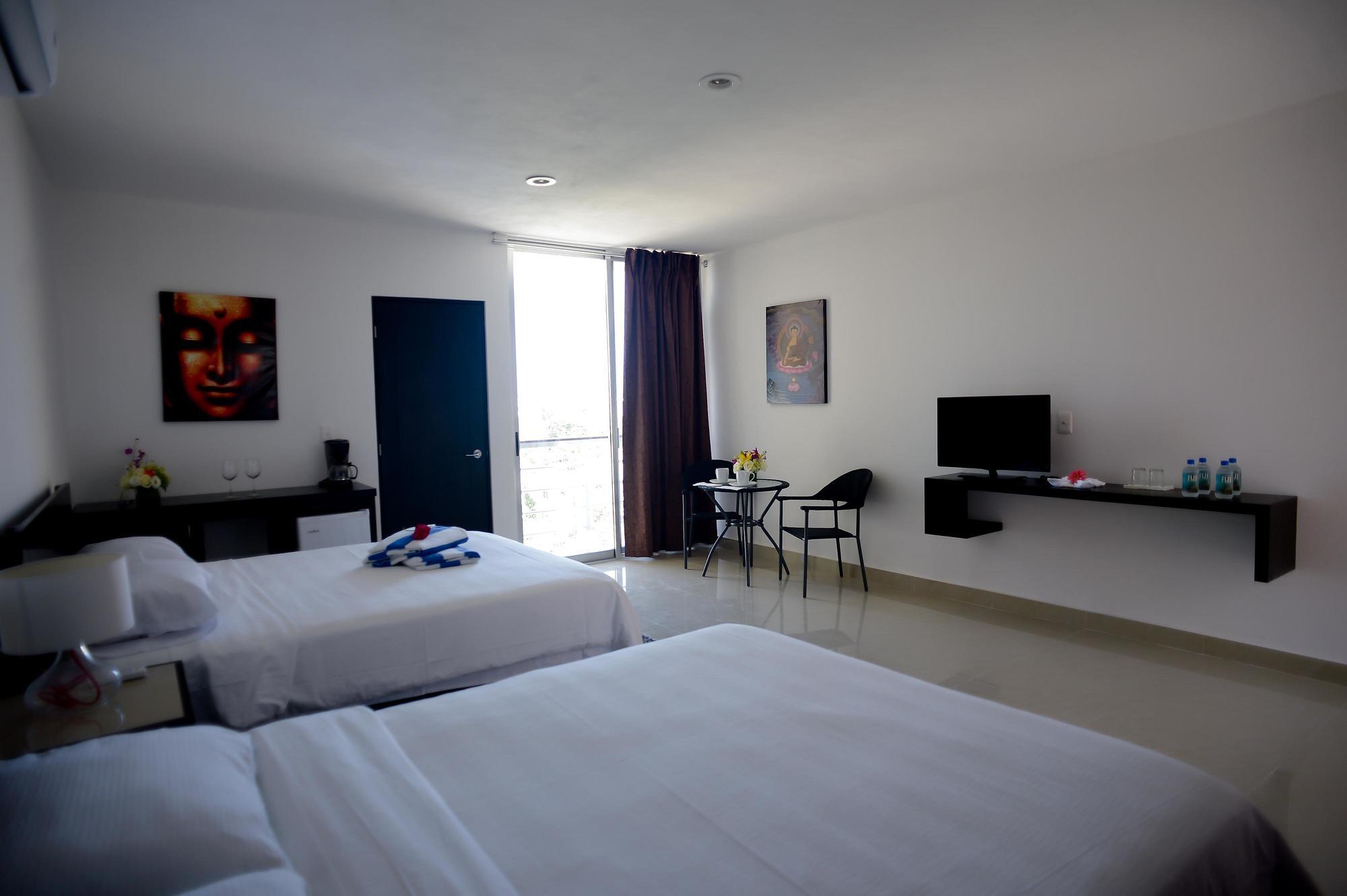 Sunrise 42 Suites Hotel Playa del Carmen Exterior foto